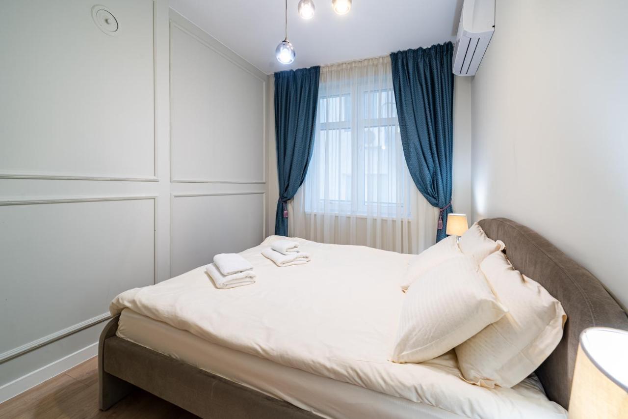Smart Central Apartment Varna Bagian luar foto