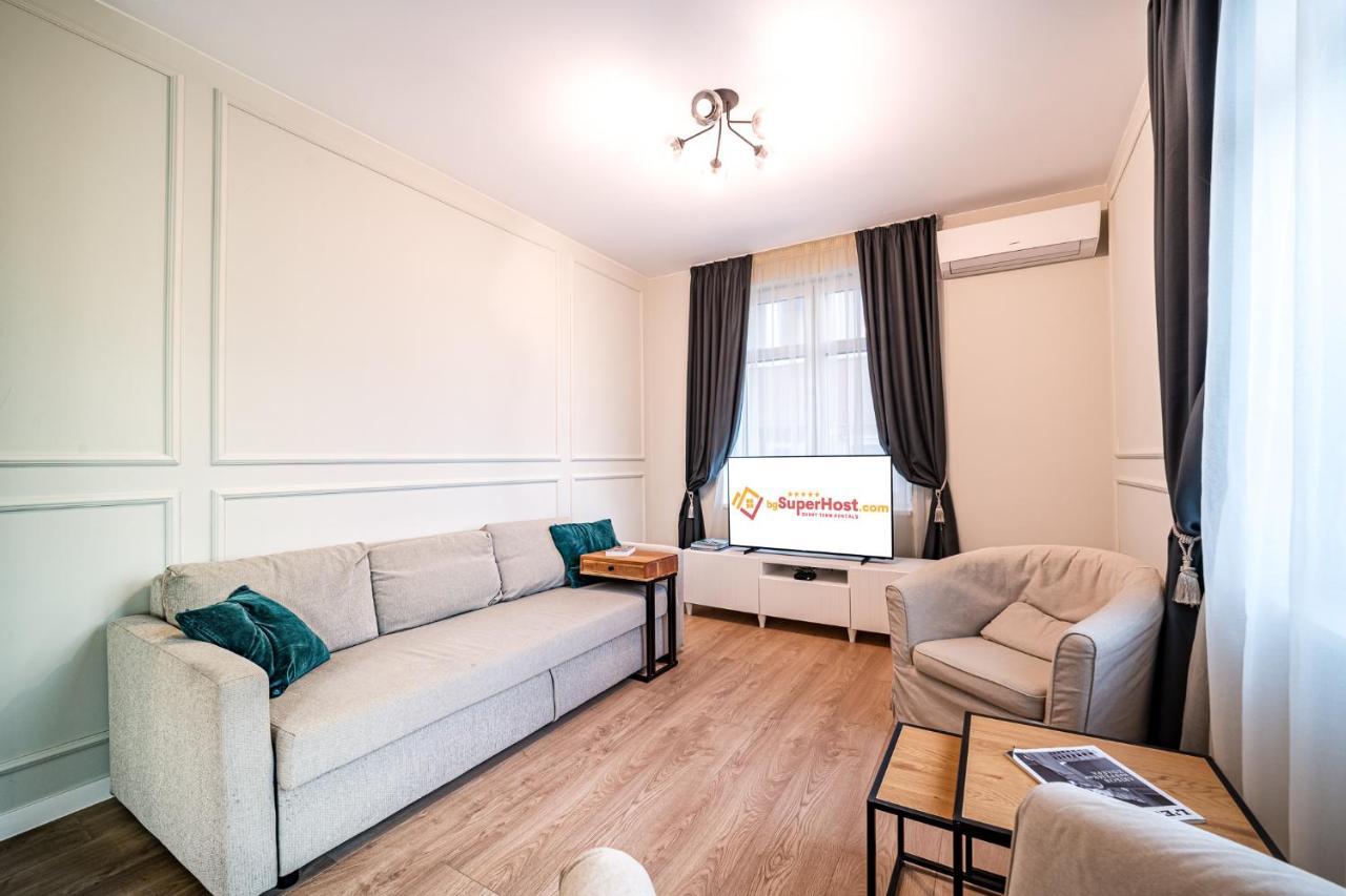 Smart Central Apartment Varna Bagian luar foto